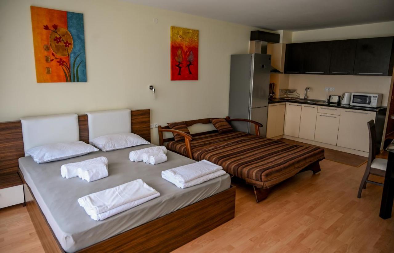 Panorama Fort Beach, Фамилно Студио Deluxe Sveti Vlas Εξωτερικό φωτογραφία
