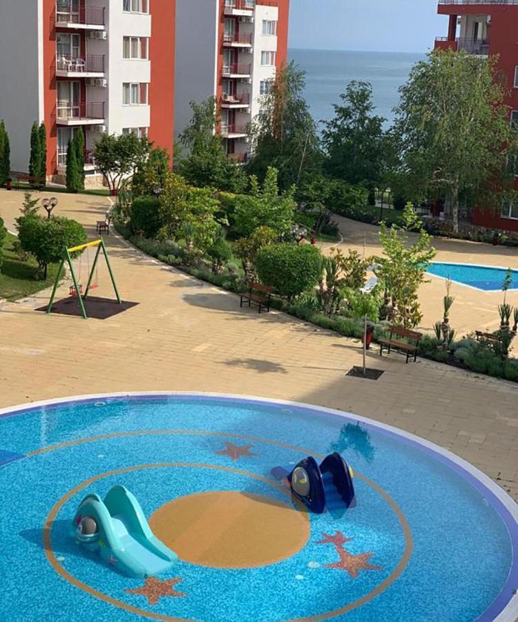 Panorama Fort Beach, Фамилно Студио Deluxe Sveti Vlas Εξωτερικό φωτογραφία