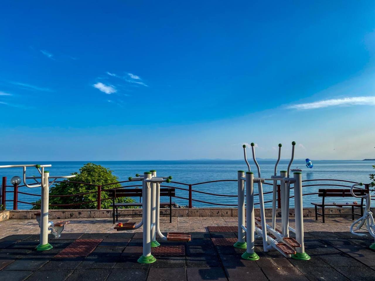 Panorama Fort Beach, Фамилно Студио Deluxe Sveti Vlas Εξωτερικό φωτογραφία
